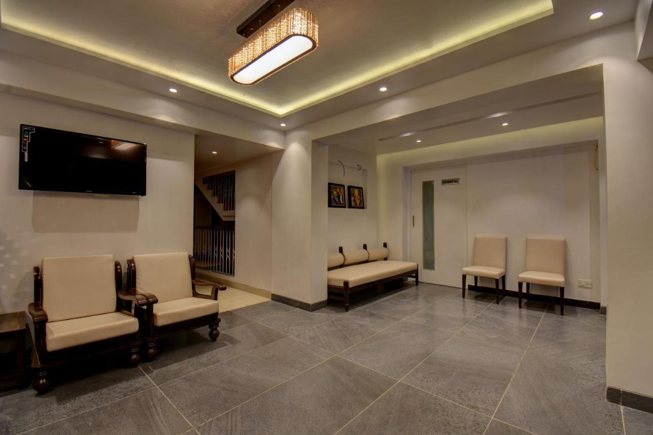 Elite Hotel Lonavala Ngoại thất bức ảnh