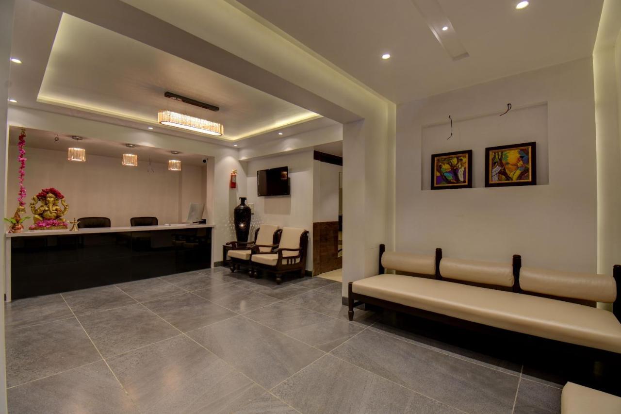 Elite Hotel Lonavala Ngoại thất bức ảnh