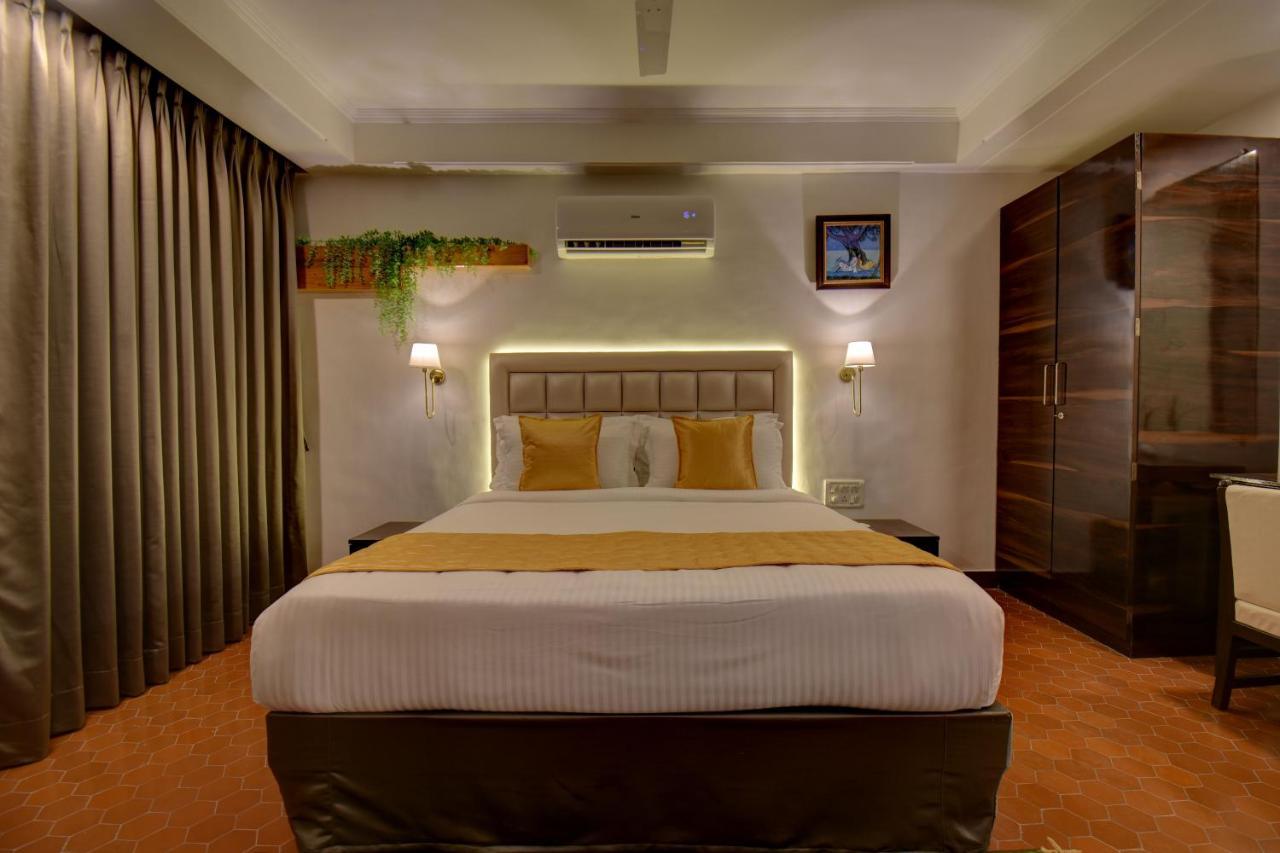 Elite Hotel Lonavala Ngoại thất bức ảnh