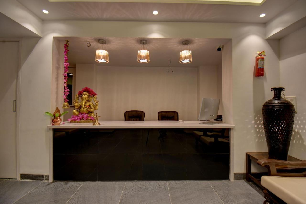 Elite Hotel Lonavala Ngoại thất bức ảnh