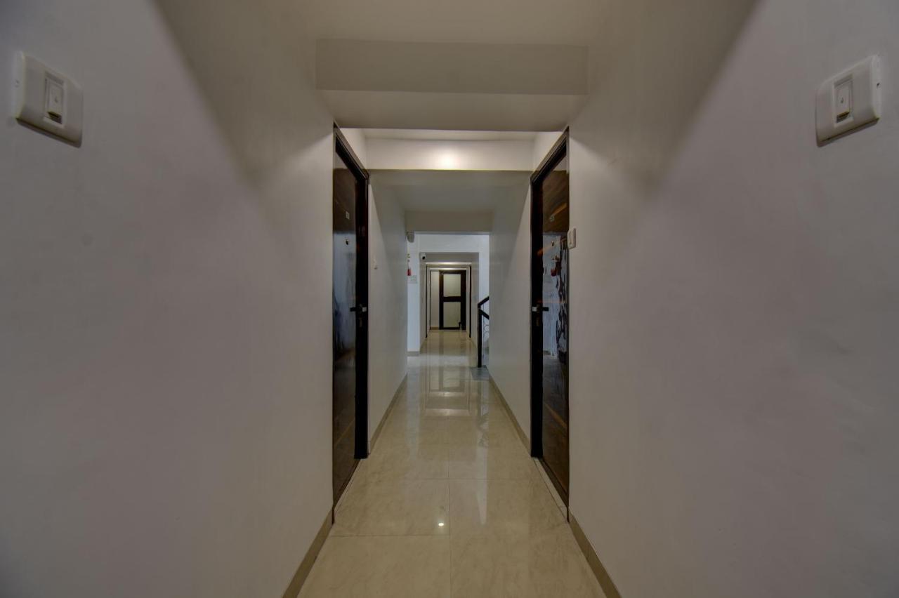 Elite Hotel Lonavala Ngoại thất bức ảnh