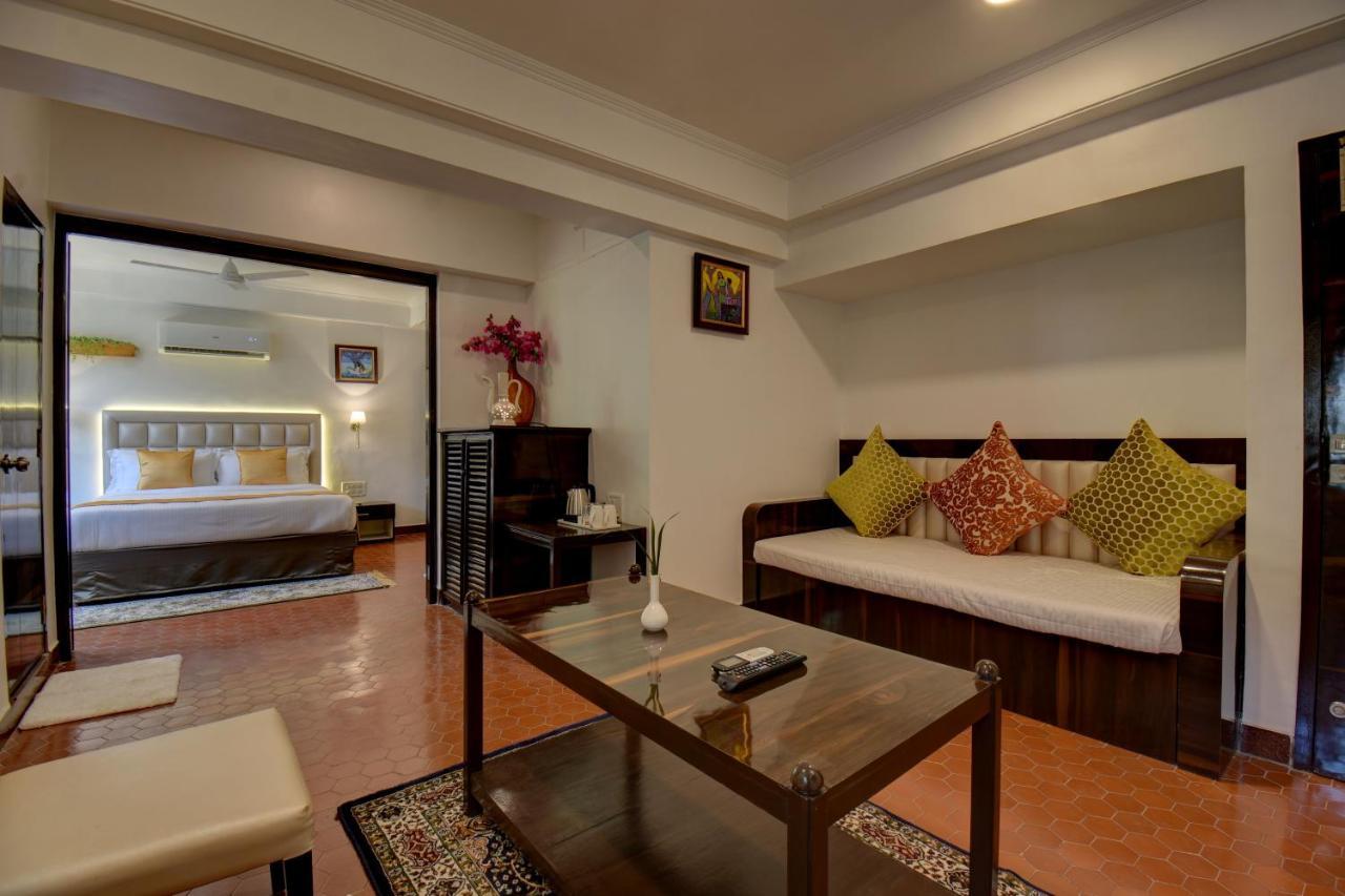 Elite Hotel Lonavala Ngoại thất bức ảnh