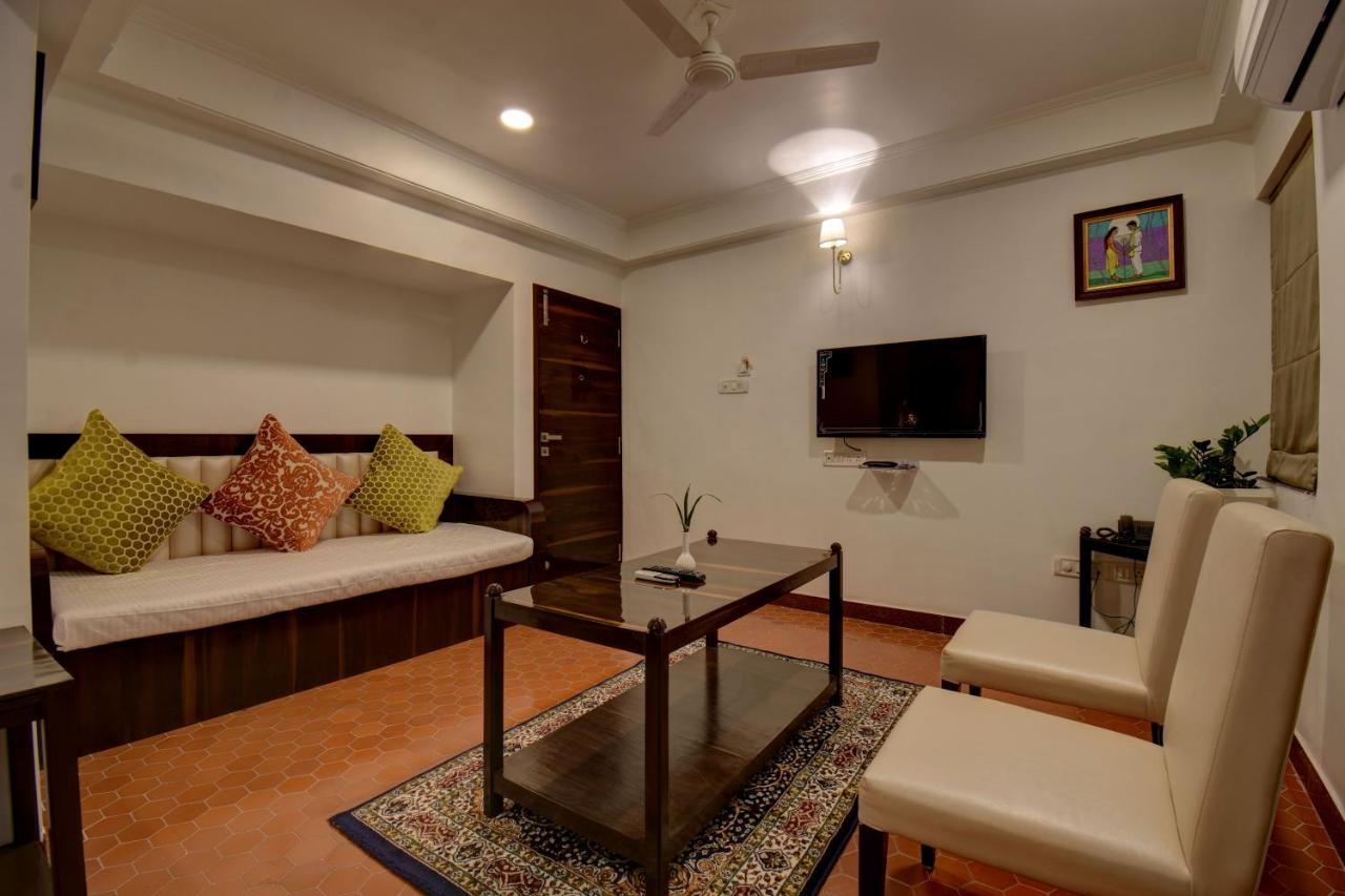 Elite Hotel Lonavala Ngoại thất bức ảnh