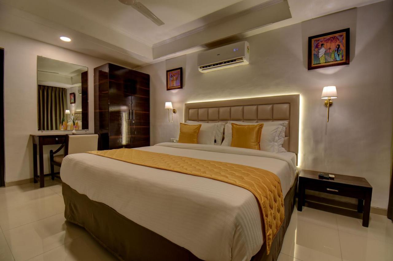 Elite Hotel Lonavala Ngoại thất bức ảnh