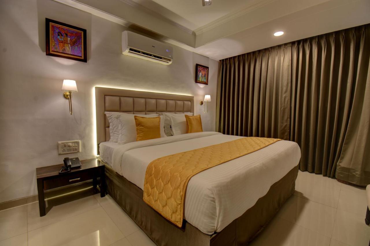 Elite Hotel Lonavala Ngoại thất bức ảnh