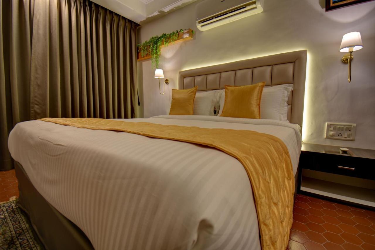 Elite Hotel Lonavala Ngoại thất bức ảnh