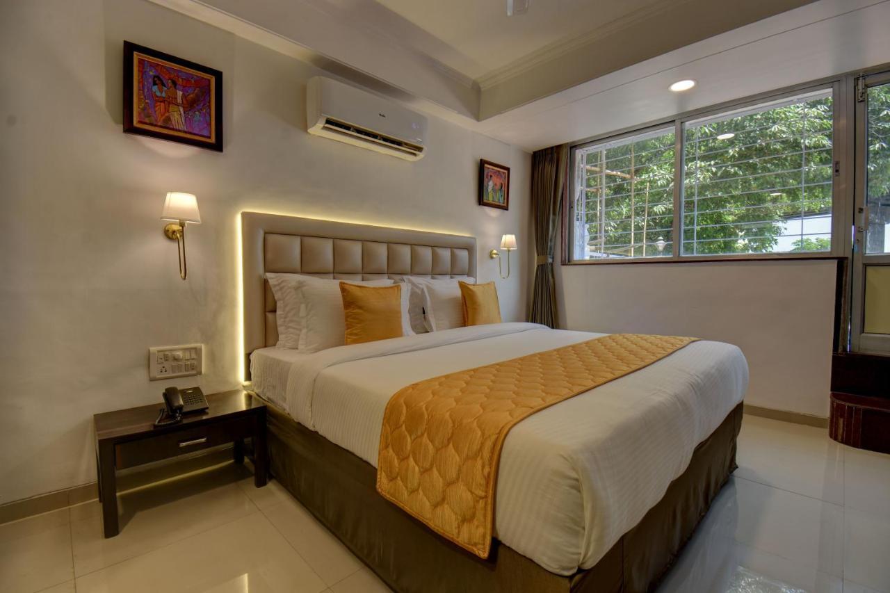 Elite Hotel Lonavala Ngoại thất bức ảnh