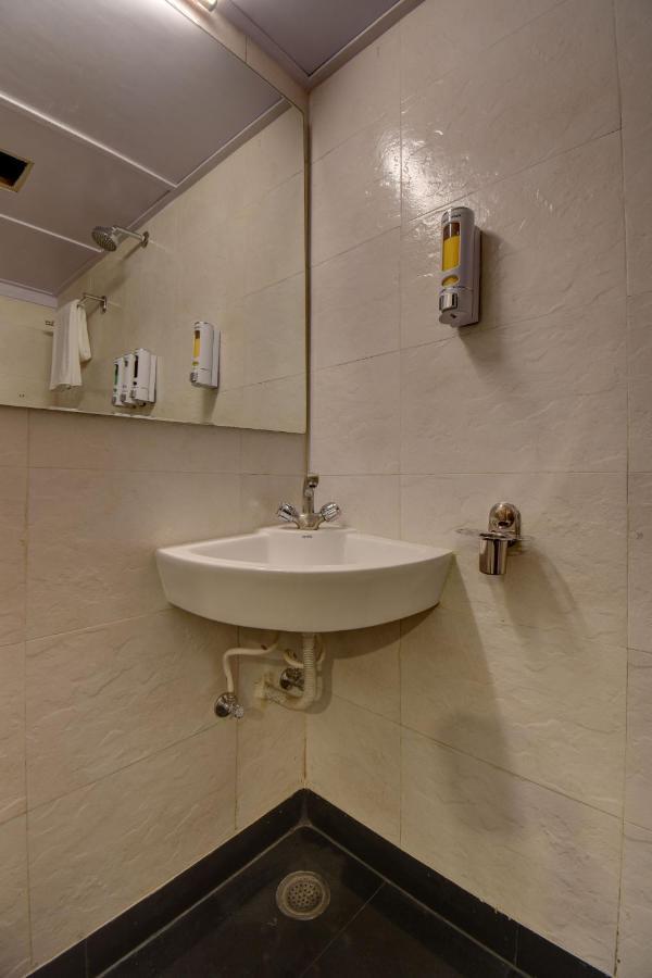 Elite Hotel Lonavala Ngoại thất bức ảnh